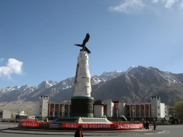 China Pakistan Overland Tour